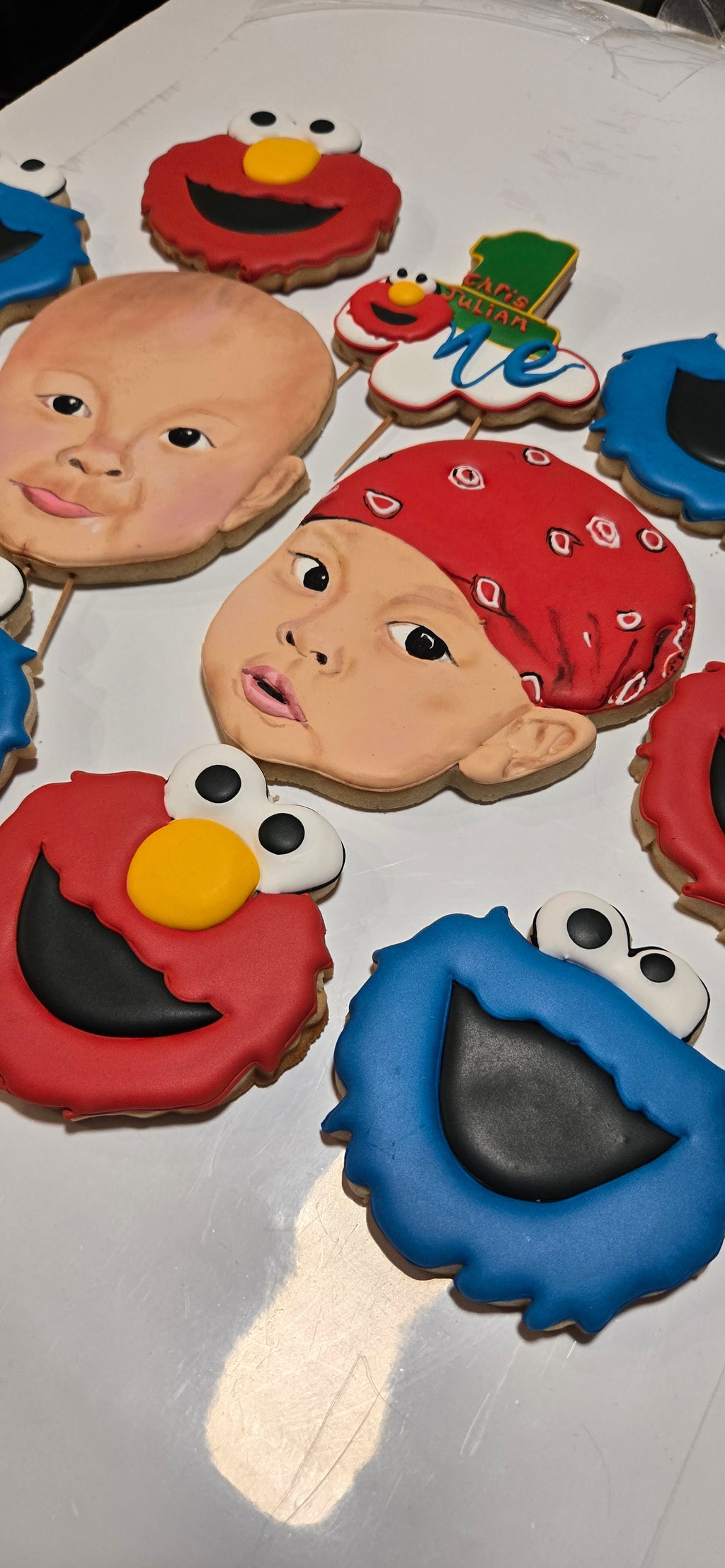 Elmo and Cookie Monster Cookies